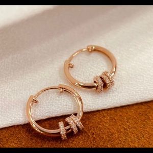 Solid 18k earrings with Diamonds